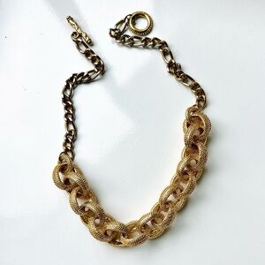 Chunky textured gold tone chain link necklace